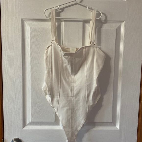NWT H&M Bodysuit - Picture 5 of 7